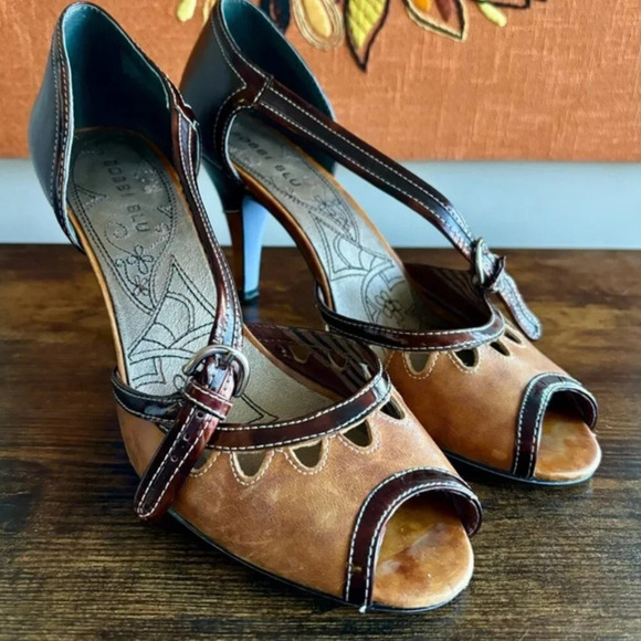 Bobbi Blu Shoes - Bobbi Blu| Open Toe Leather Two-Tone Retro Mary Jane Style Heels Size 9